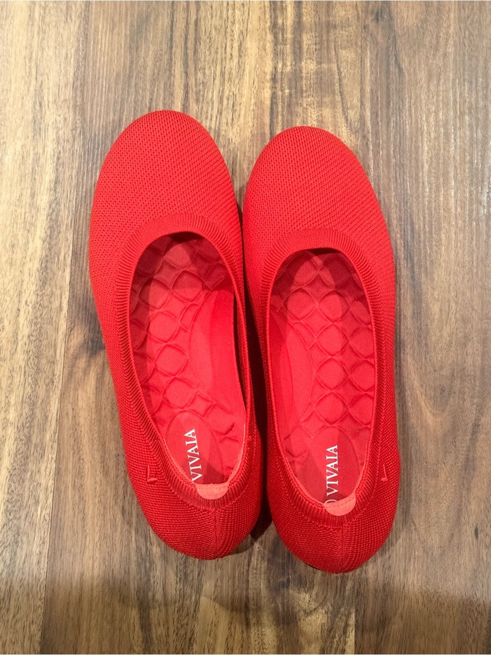 Vivaia Claire Red Round Toe Ballet Flats Women’s Shoe Size EU 41 / US 10.5